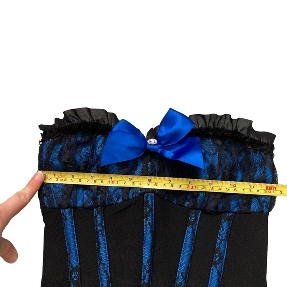 𝅺COQUETTE blue and black lace bustier corset top with ruffles and bows - Picture 9 of 14